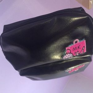 Marykay makeup bag, black, zipper close w/pockets